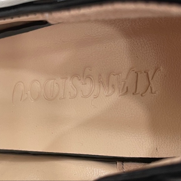 Woman shoes - Picture 3 of 6